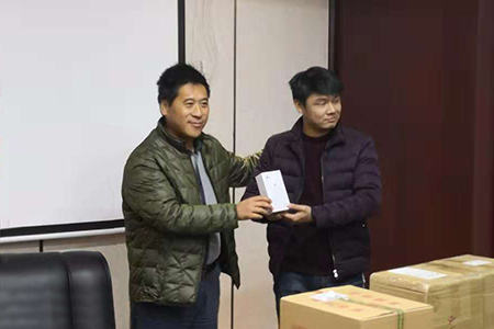 鼎諾機電電腦絎縫機銷售標(biāo)準(zhǔn)大會